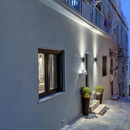 Syrose Suites Ermoupoli Ngoại thất bức ảnh