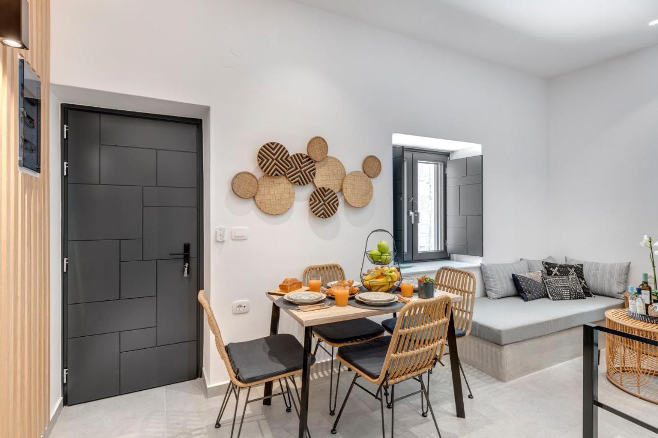 Syrose Suites Ermoupoli Ngoại thất bức ảnh